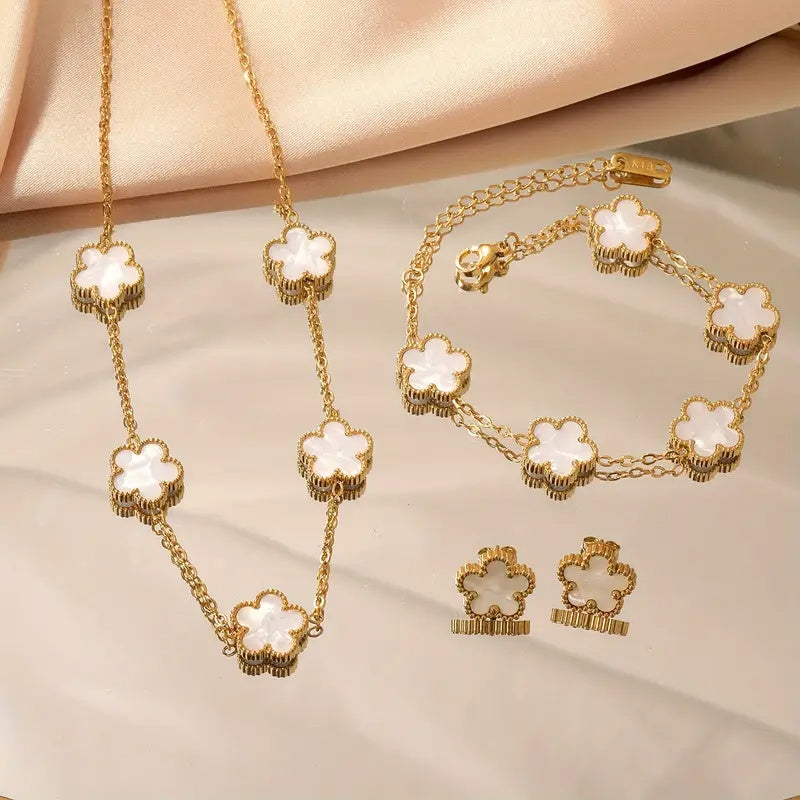 Gylden Boho-Blomma: Elegant 18K Glans för Varje Dag & Gåvoglädje